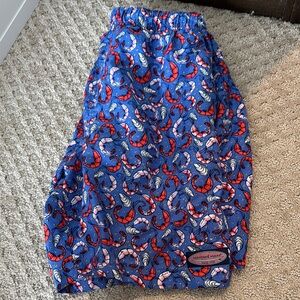 Vineyard Vines Blue and Red Lobster Print Shorts Swim Trunks Men’s Medium